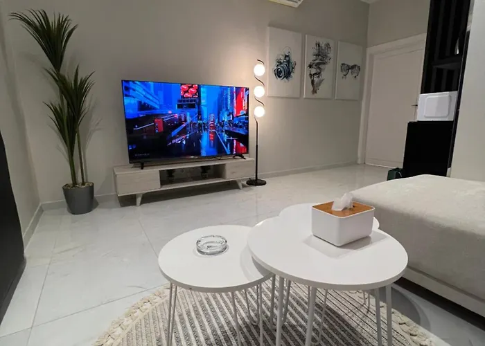 Apartment In Al Maseef